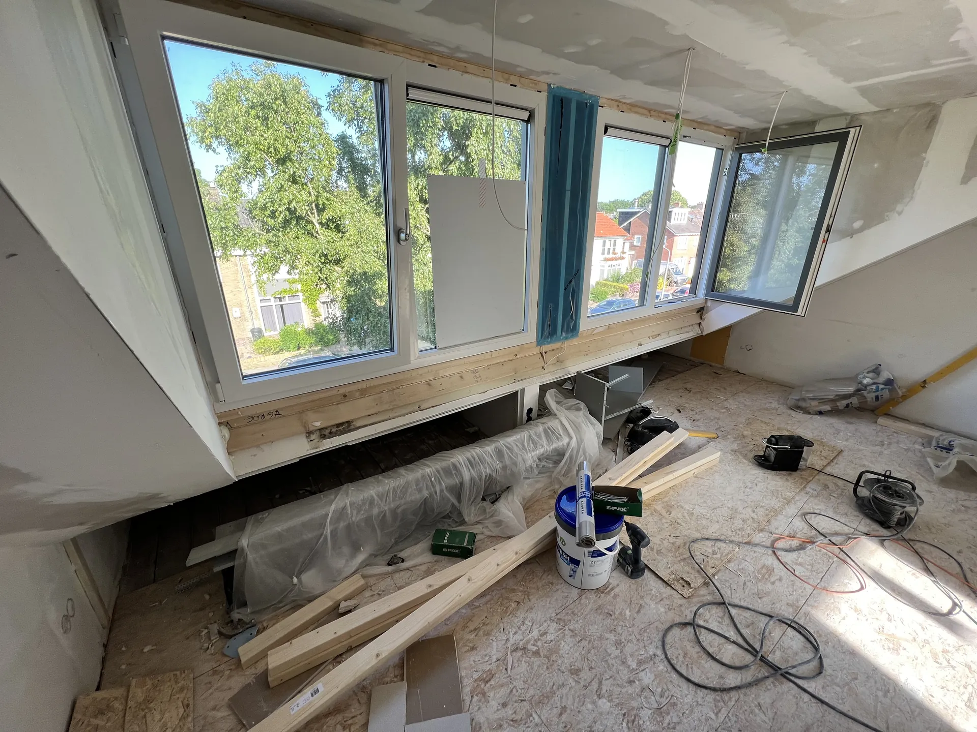 Dakkapellen en zolderverbouwing turn-key Noord-Holland