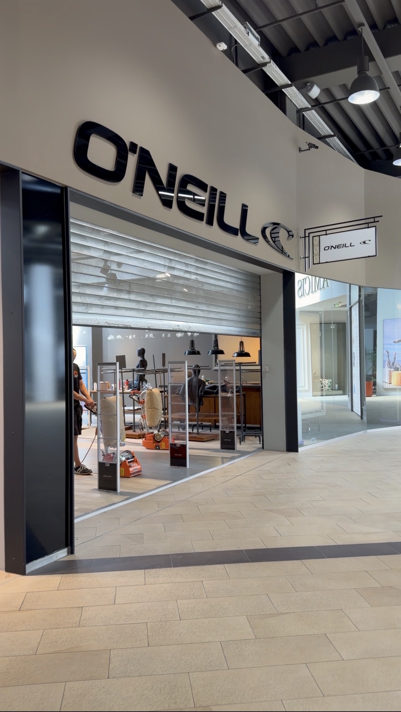 Store Refit O'Neill Parndorf — interieur overzicht