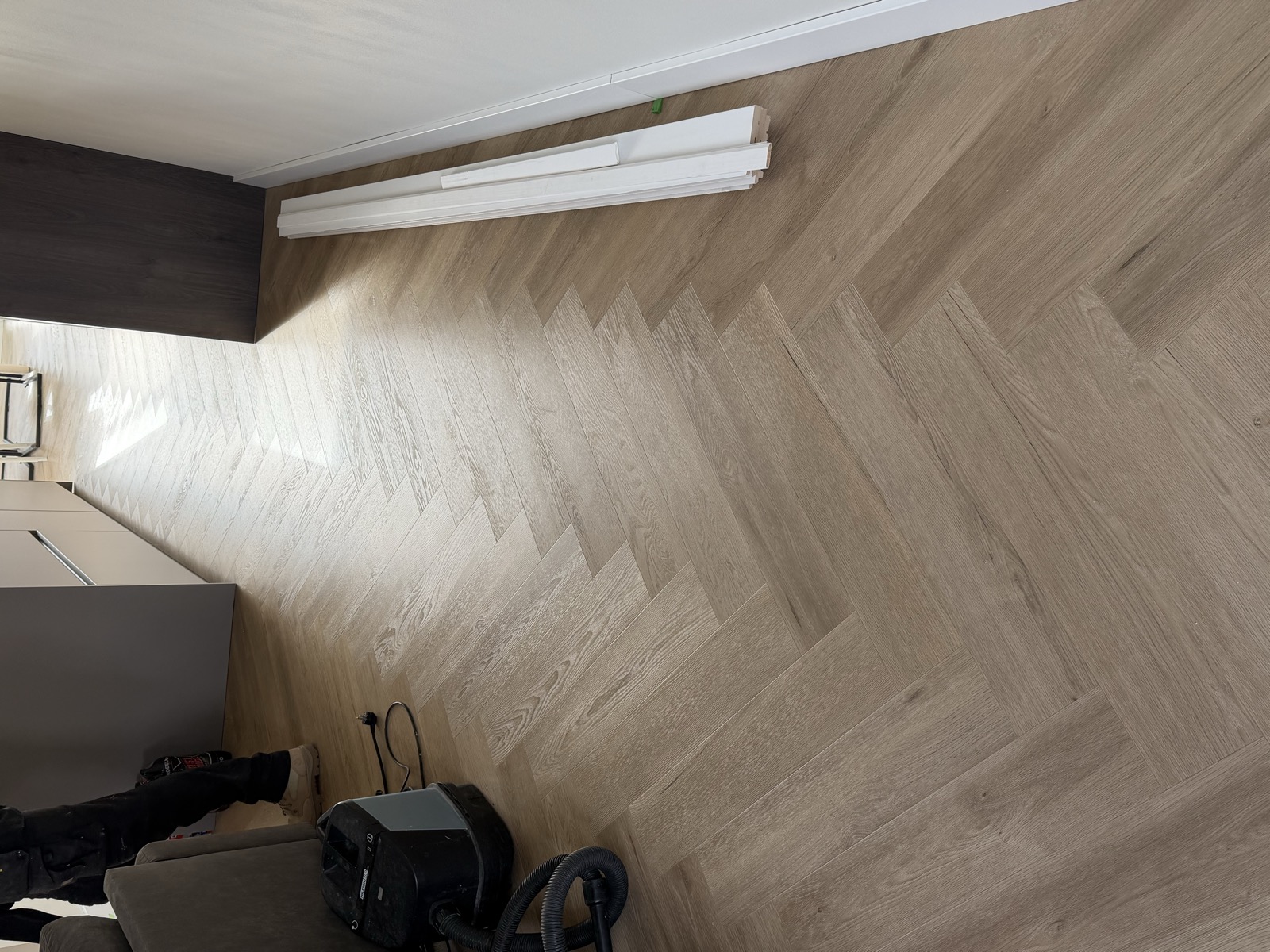 Nieuwe PVC vloer gelegd door Fronen Bouwbedrijf